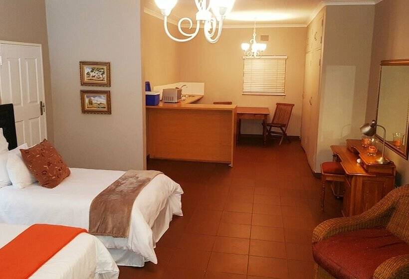 ペンション Inca Lily Accommodation