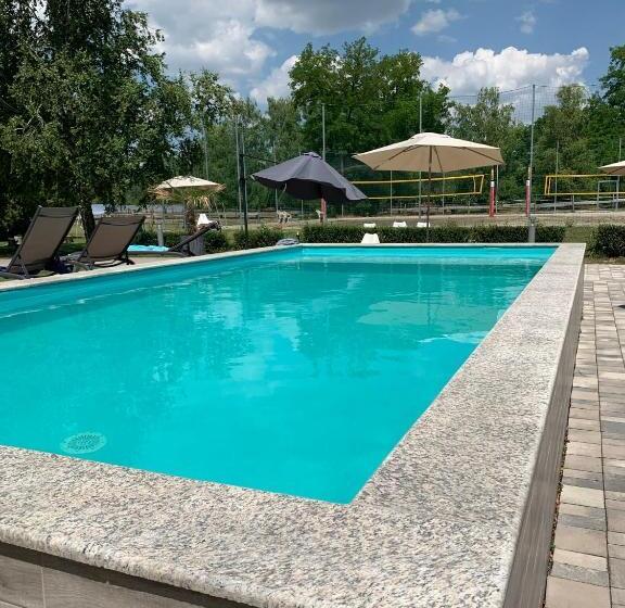 بنسيون Mohácsi Wellness Vendégház és Lovasklub