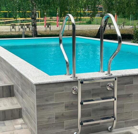 بنسيون Mohácsi Wellness Vendégház és Lovasklub