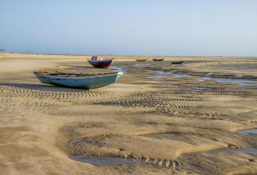 بنسيون Pousada Vila Bella   Praia Do Macapá