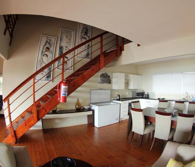 אתר נופש Golden Beach Village