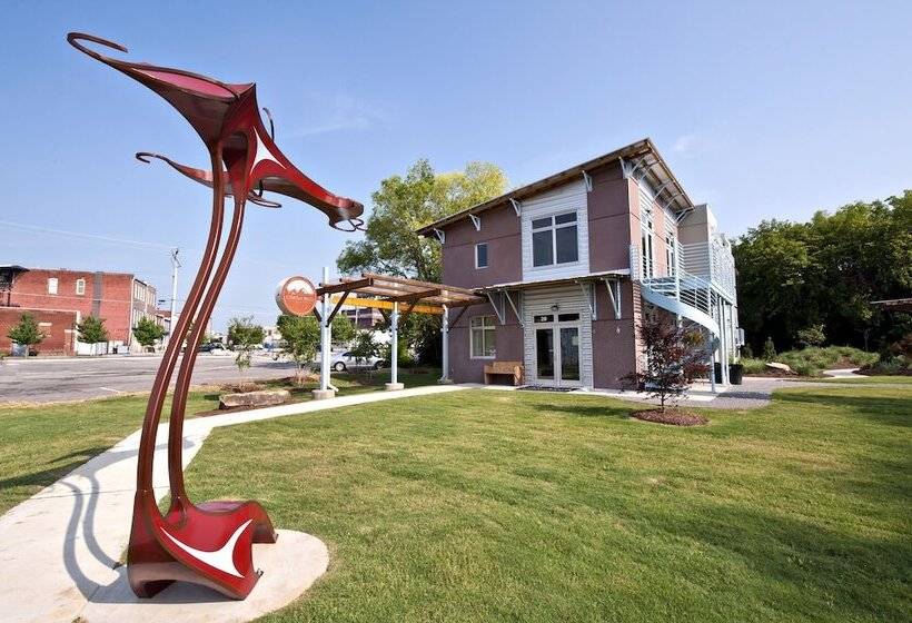 The Crash Pad An Uncommon Hostel