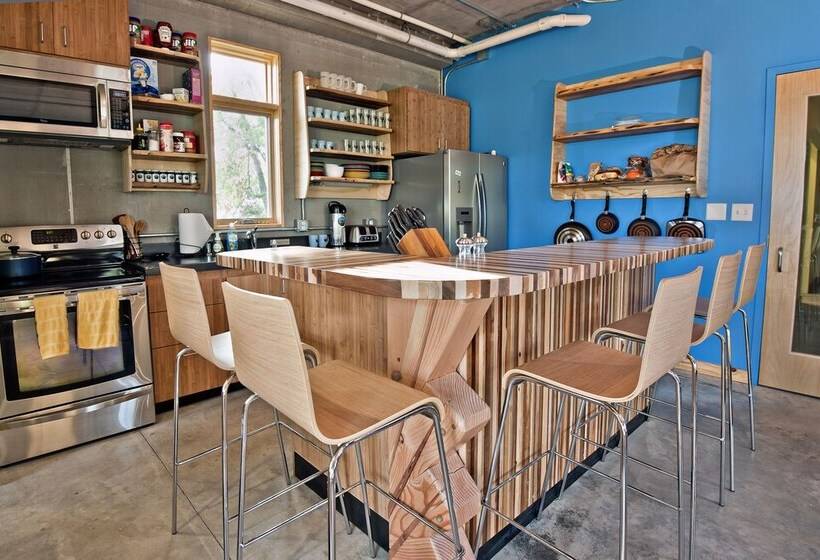 The Crash Pad An Uncommon Hostel