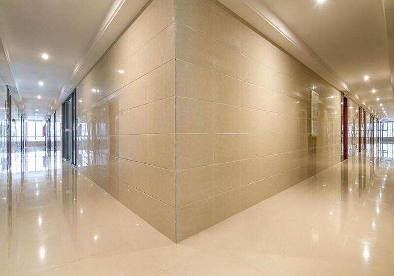 Vienna International Hotel Huizhou Daya Bay Century City