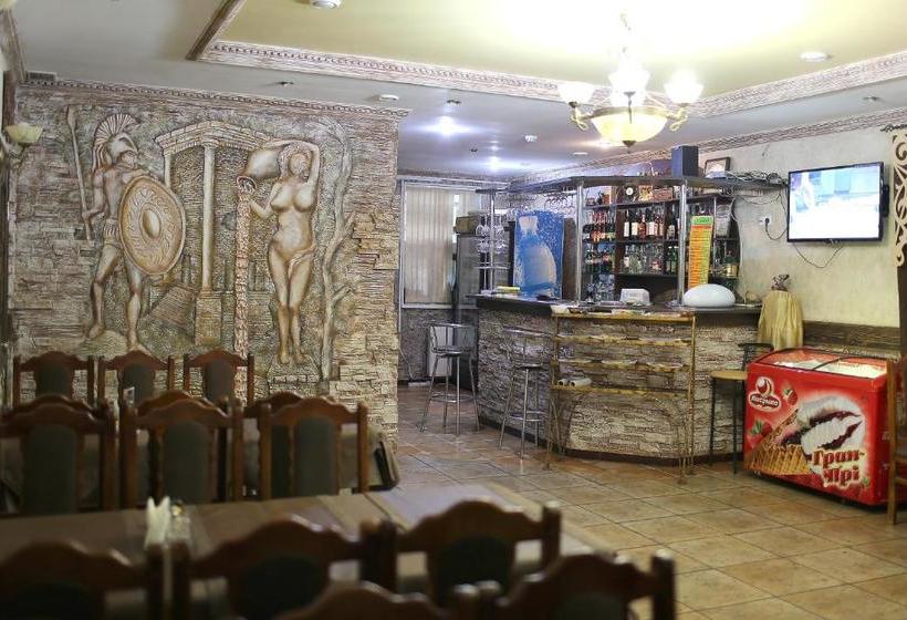 هاستل Astarta Inn