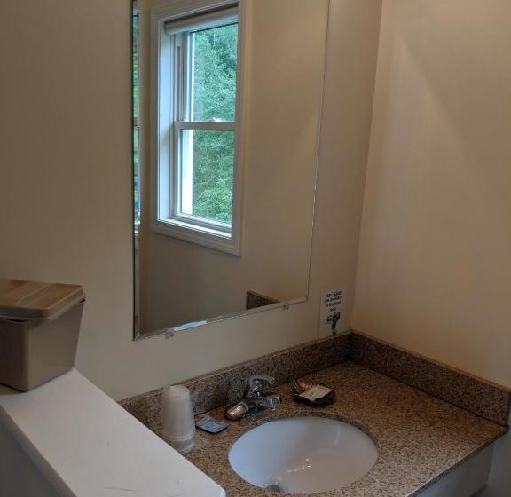 ユースホステル Rangeley Saddleback Inn