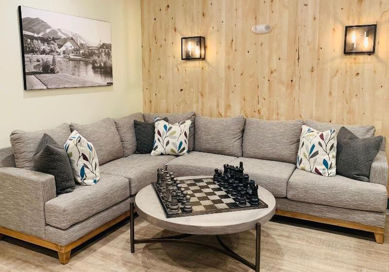 فندق Silver Creek