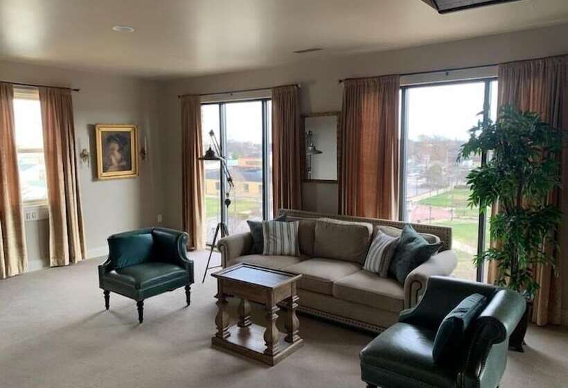 Kentucky Grand Hotel & Spa