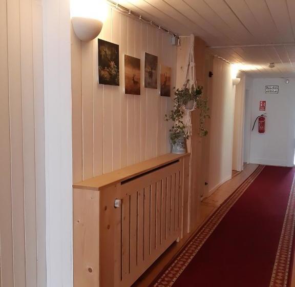 פנסיון Landhaus Bad Hopfreben