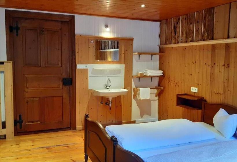 פנסיון Landhaus Bad Hopfreben