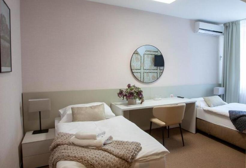 بنسيون Penzion Solid Spa