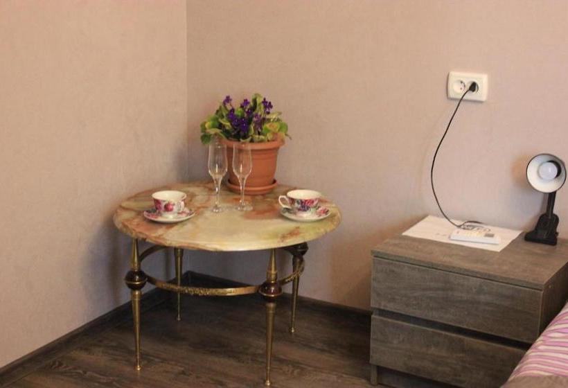 پانسیون Pompeius