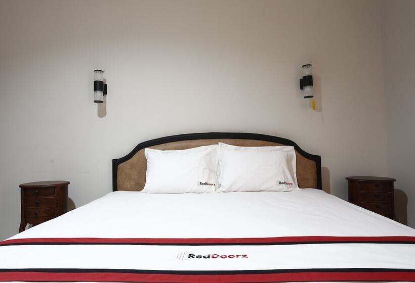 膳宿费 Reddoorz Plus Near Adisucipto Airport 2