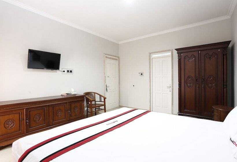 膳宿费 Reddoorz Plus Near Adisucipto Airport 2