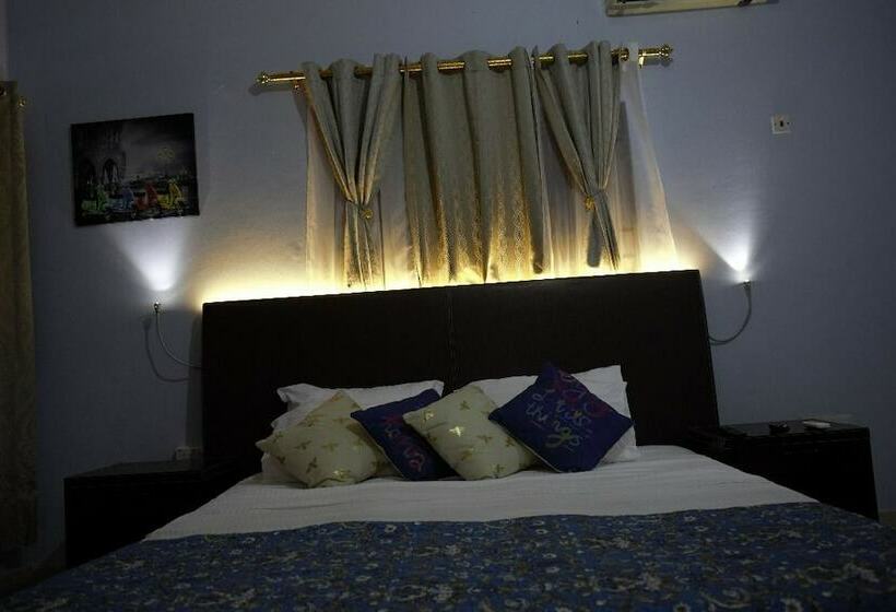 پانسیون Reeelux Lodge And Spa