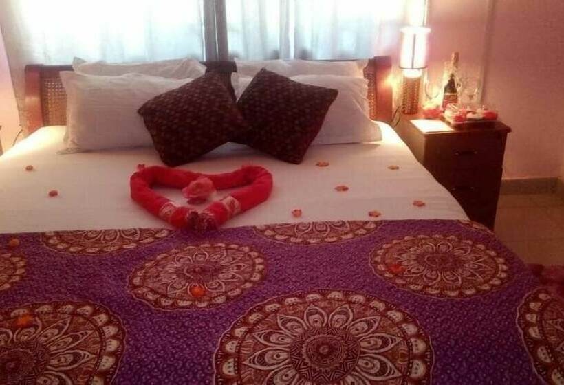 پانسیون Reeelux Lodge And Spa