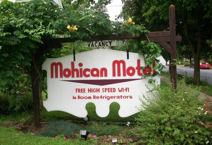 Mohican Motel