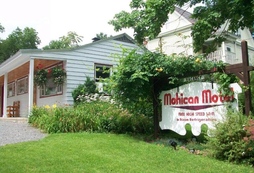 Mohican Motel