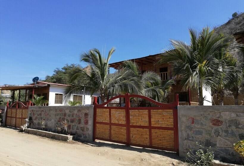 بنسيون Bungalows Caleta Grau