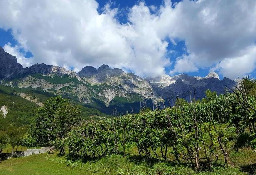 펜션 Guesthouse Gjin Thana