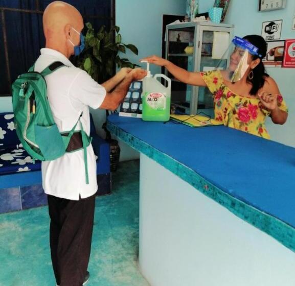 פנסיון Hostal Aruba