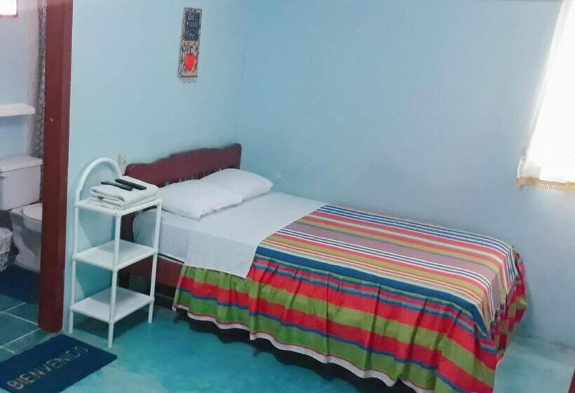 פנסיון Hostal Aruba