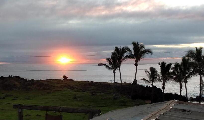 ペンション Hostal Vieroto