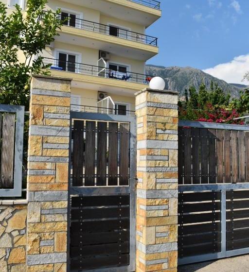 پانسیون J&b Rooms Dhermi