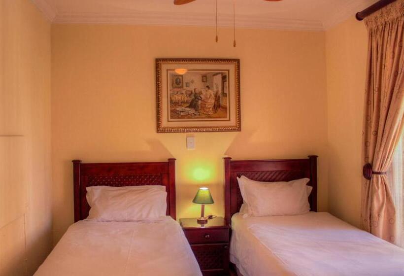 פנסיון Marlot Guest House