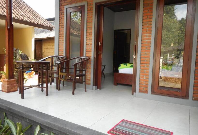 פנסיון Pondok Indah Homestay