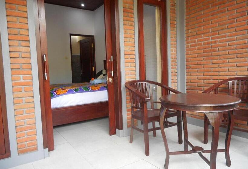 פנסיון Pondok Indah Homestay