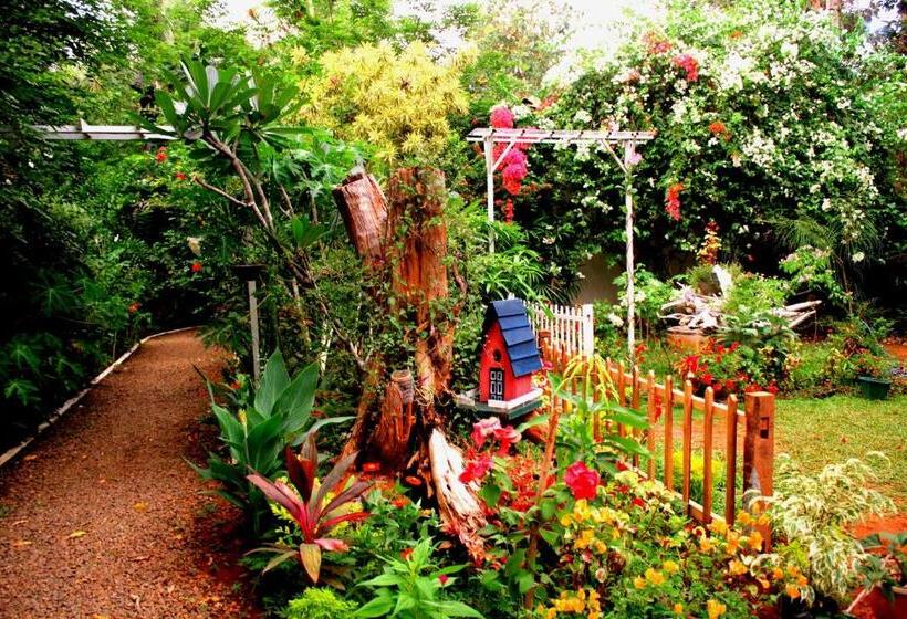 Пансион The Courtyard Villa