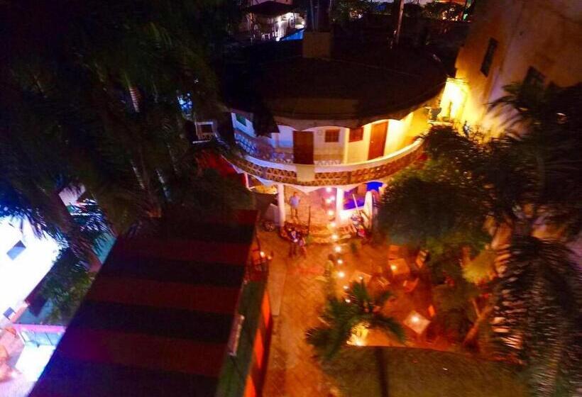 هاستل La Redonda Sayulita Hostal
