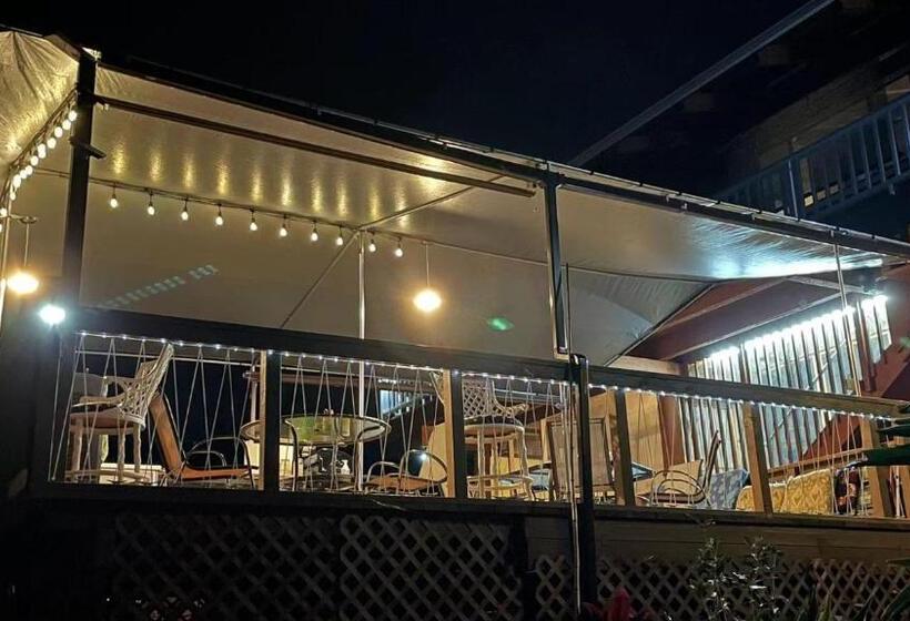 مبيت وإفطار Coffee Garden