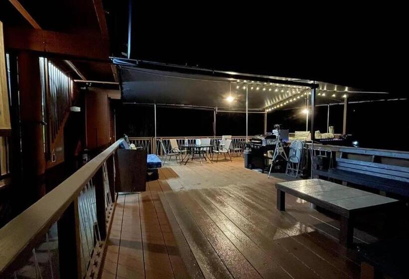 مبيت وإفطار Coffee Garden