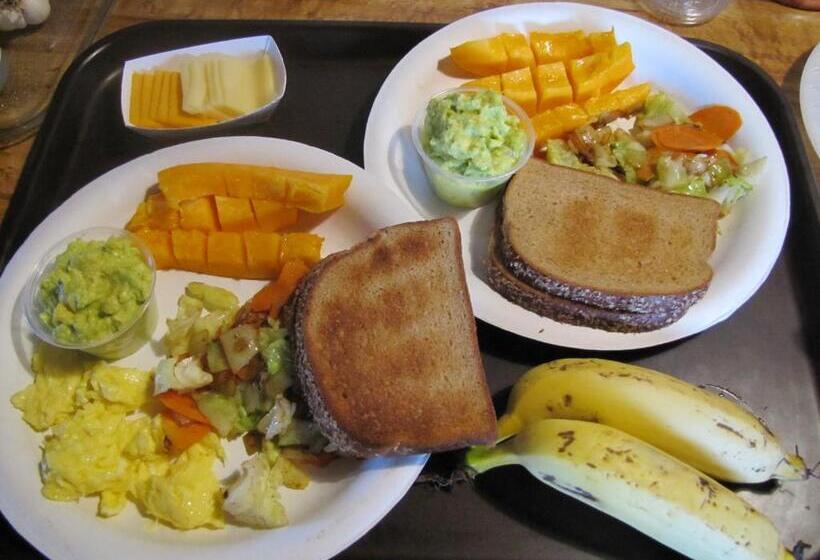 مبيت وإفطار Coffee Garden