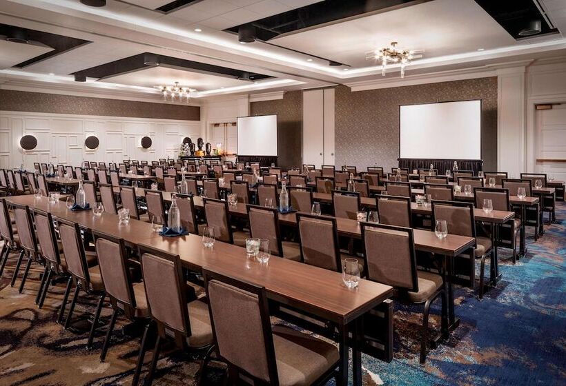 The Elizabeth Hotel, Autograph Collection