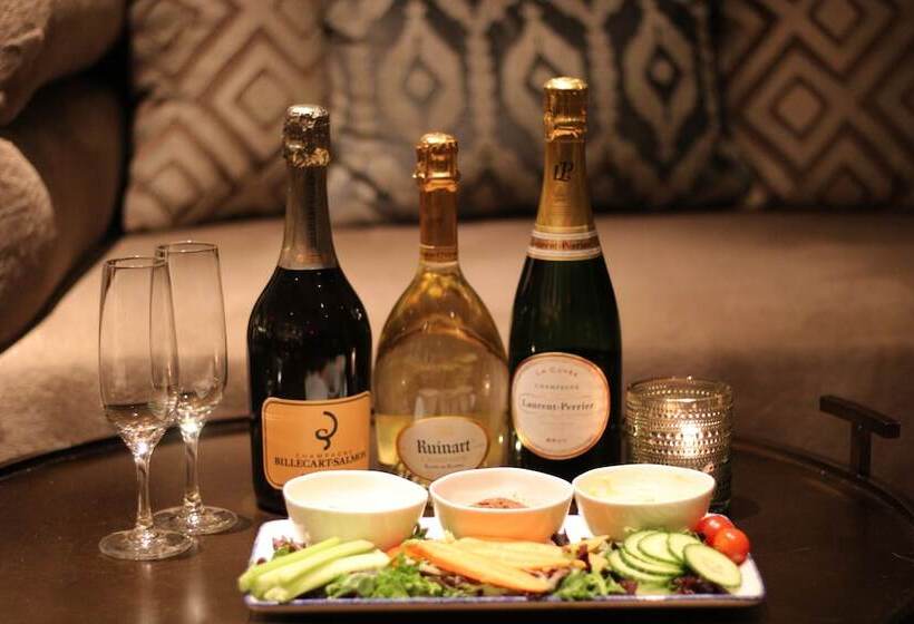 The Elizabeth Hotel, Autograph Collection