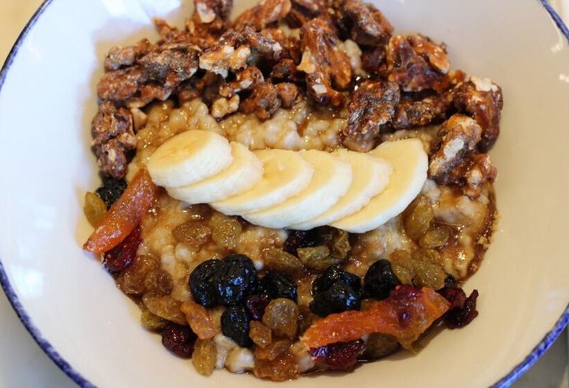 The Elizabeth Hotel, Autograph Collection