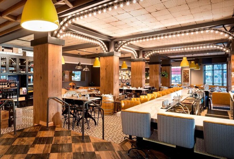 The Elizabeth Hotel, Autograph Collection