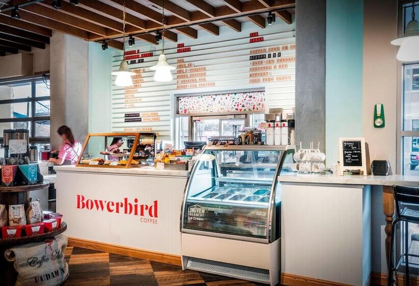 The Elizabeth Hotel, Autograph Collection