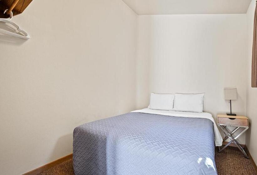 מוטל Harney Camp Cabins