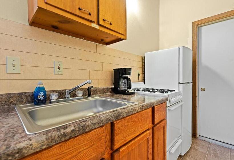 מוטל Harney Camp Cabins