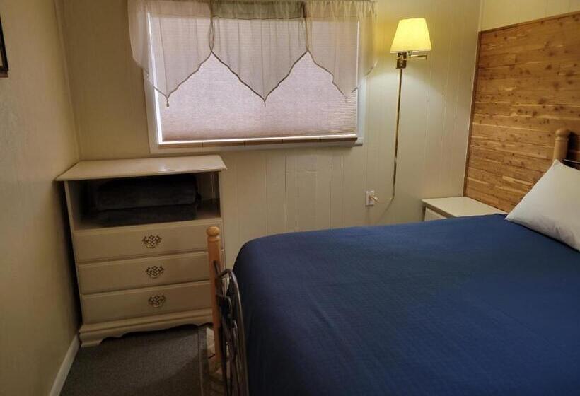 汽车旅馆 Husker Inn