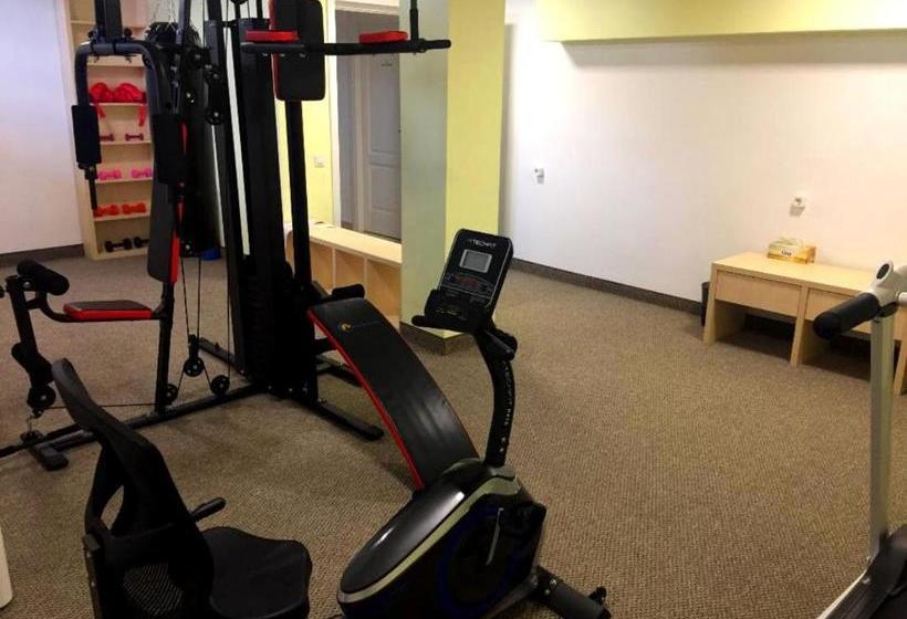 Pensiunea Blue House