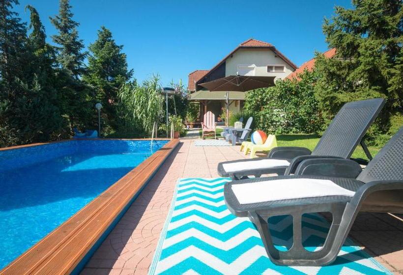 ペンション Casa Lavanda