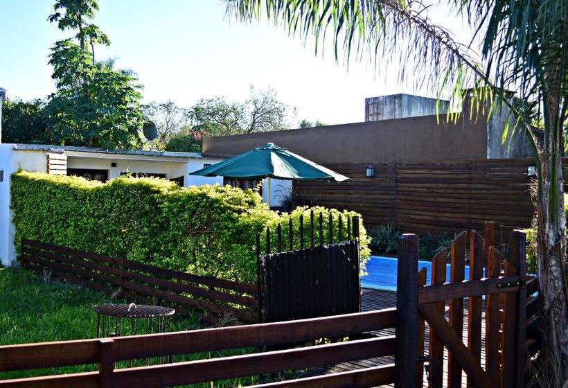 Пансион Esquina Apart