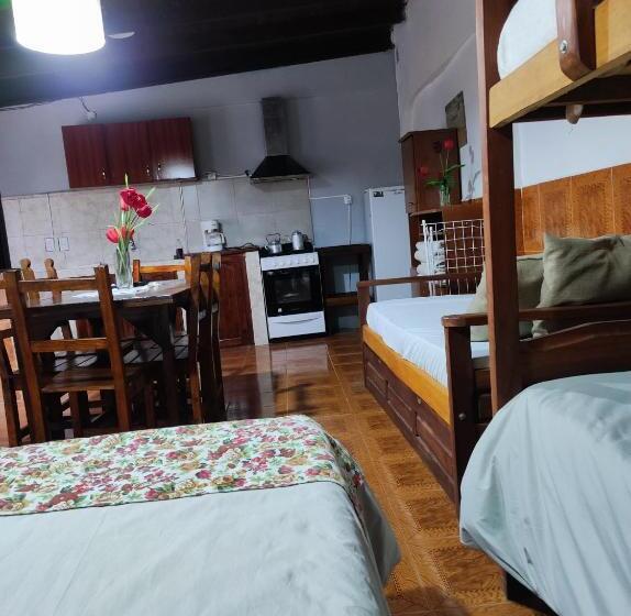 Пансион Esquina Apart