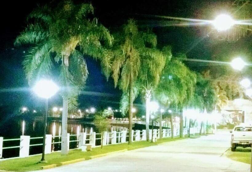 Пансион Esquina Apart