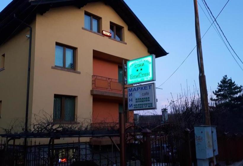 بنسيون Guest House Blisten